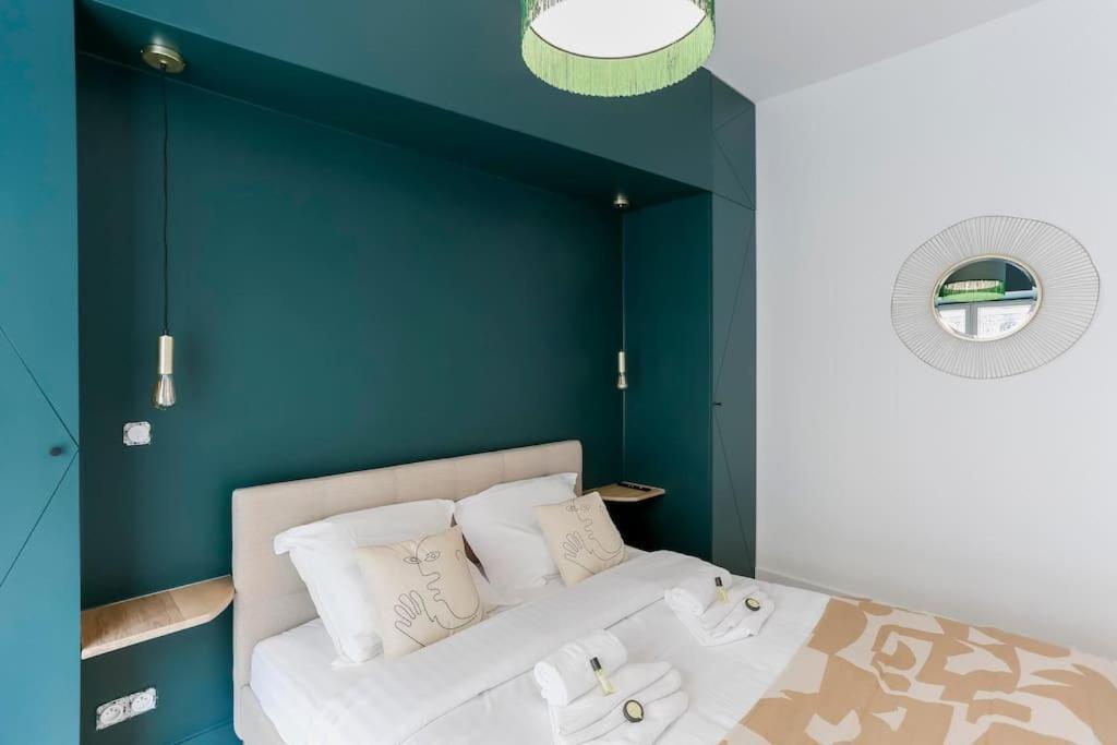 Modern 2 Bedrooms Near Louvre Paris Exterior photo