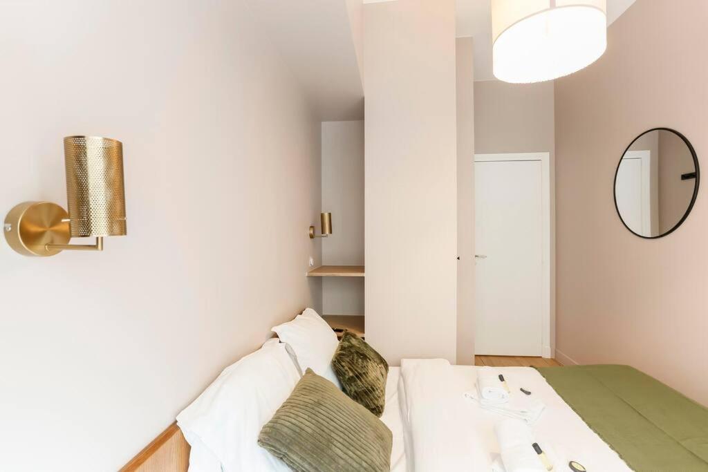 Modern 2 Bedrooms Near Louvre Paris Exterior photo