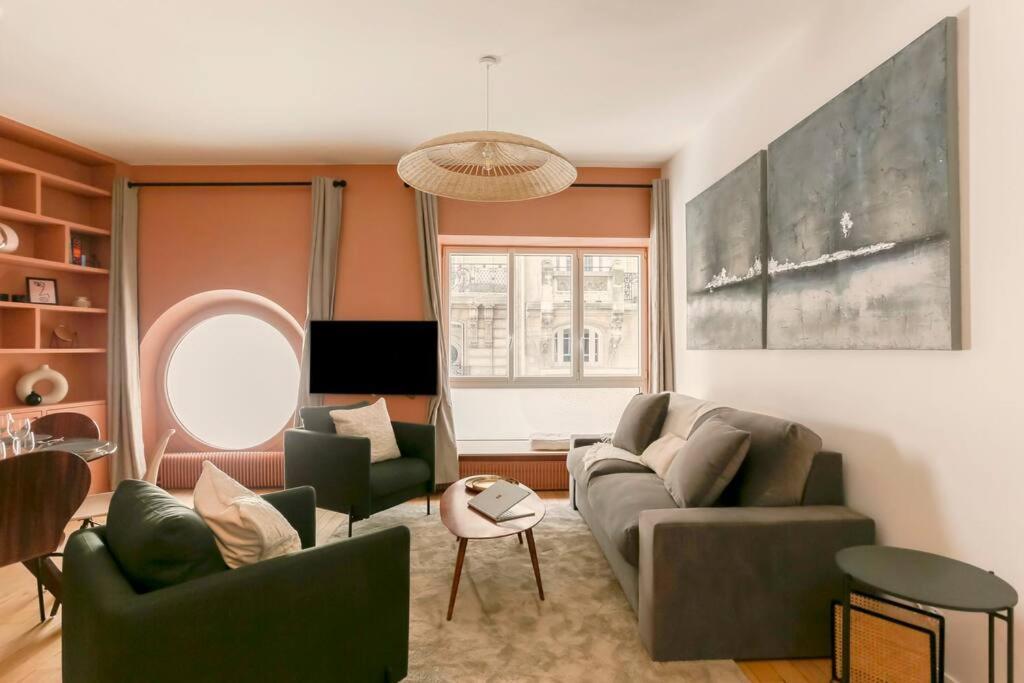 Modern 2 Bedrooms Near Louvre Paris Exterior photo
