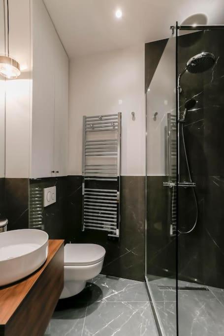 Modern 2 Bedrooms Near Louvre Paris Exterior photo